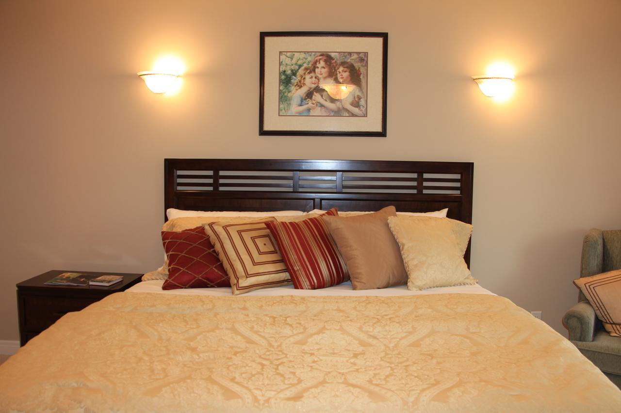 The White House Boutique B&B Niagara-on-the-Lake Екстериор снимка