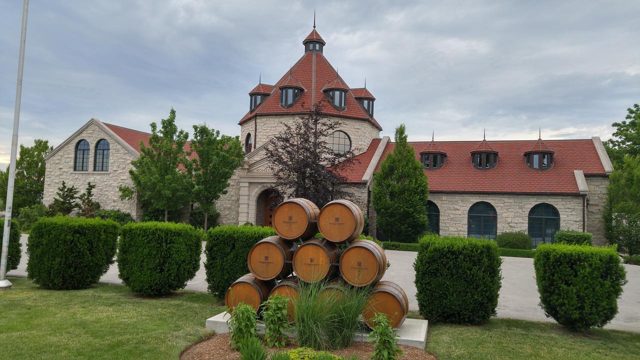 The White House Boutique B&B Niagara-on-the-Lake Екстериор снимка