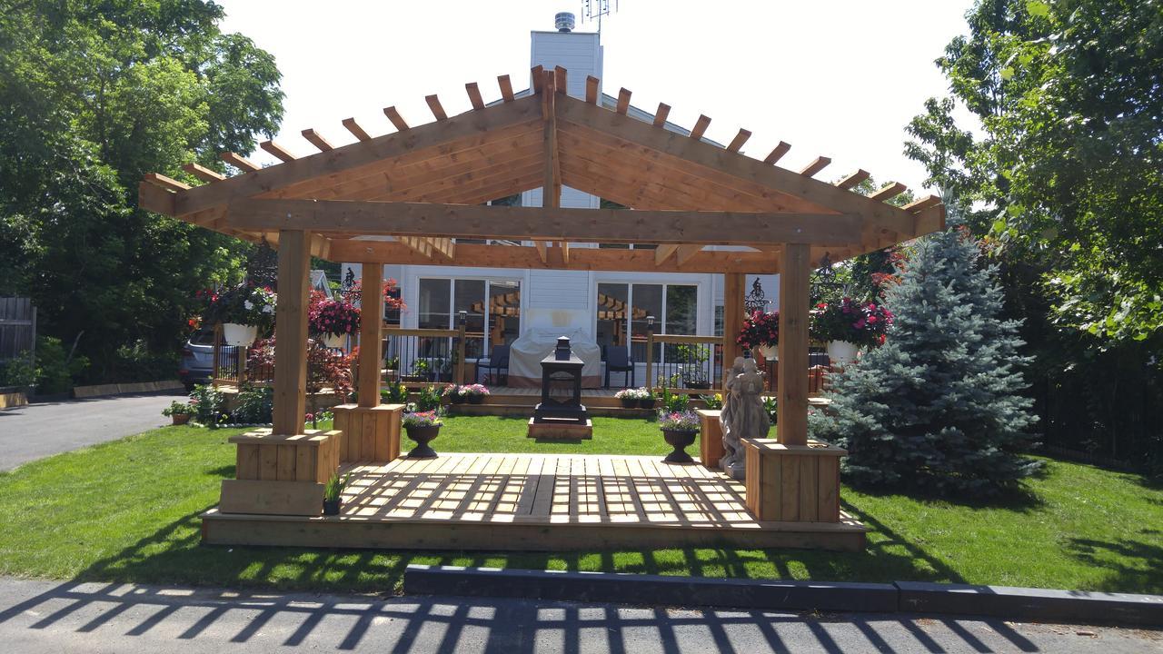 The White House Boutique B&B Niagara-on-the-Lake Екстериор снимка